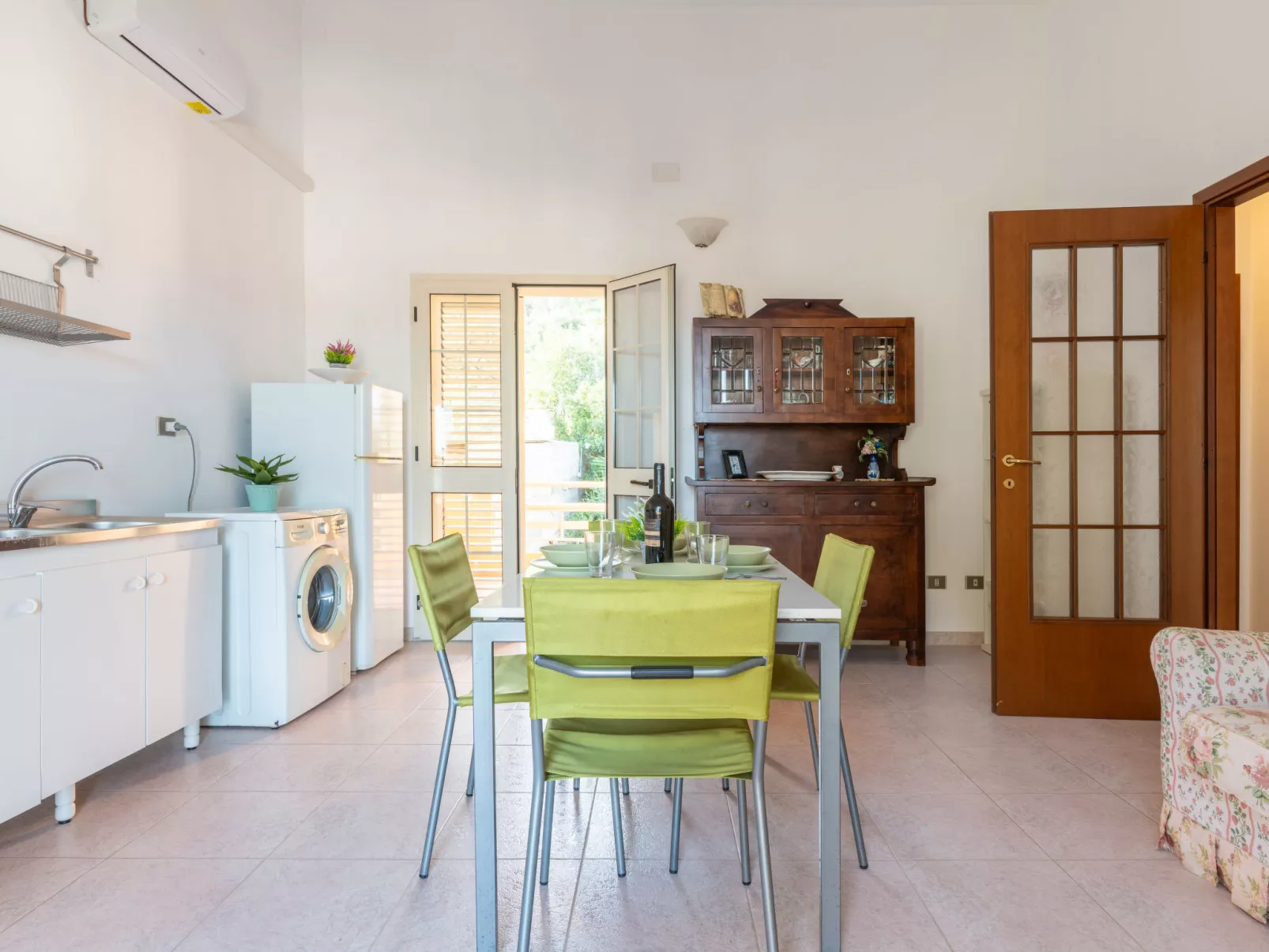 Casa Arangiu 2-Inside