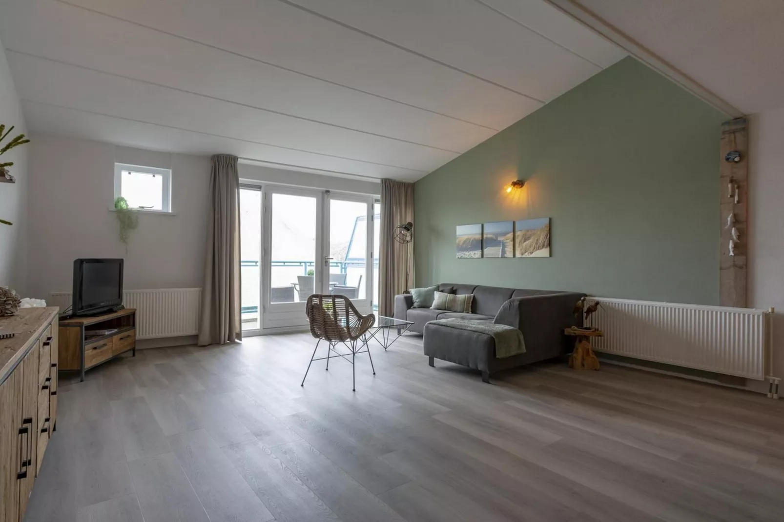 Strandslag 203-Image-tags.
