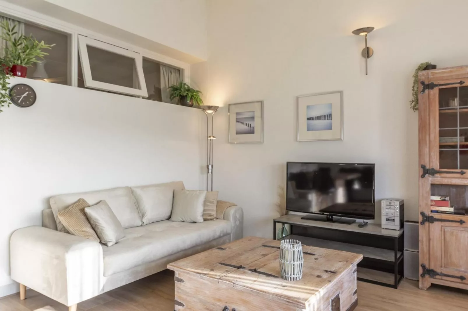 Strandslag 217-Living room