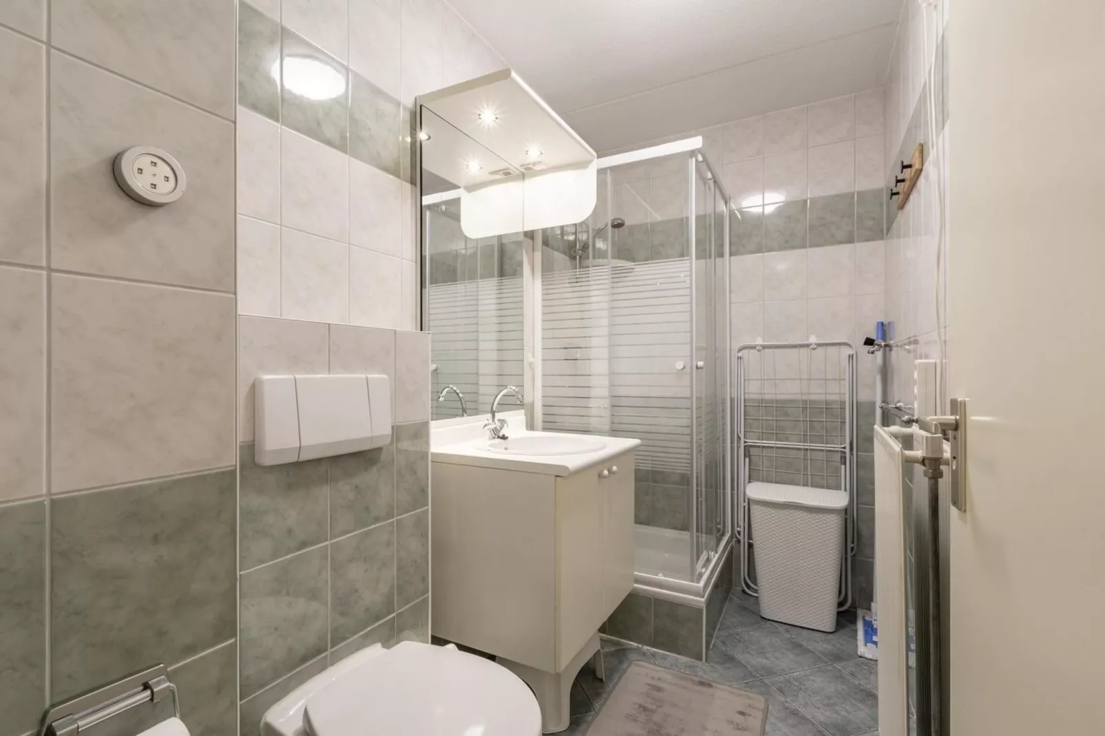 Strandslag 217-Bathroom
