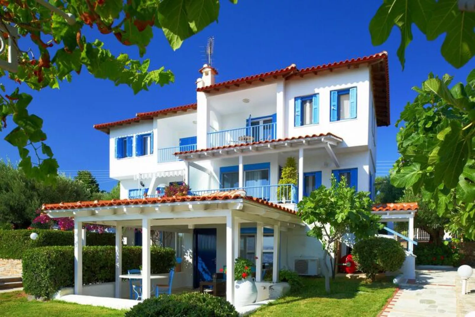 Holiday residence Acrotel Athena Villas, Elia Beach-1-bedroom-apartment ground floor-Extérieur été