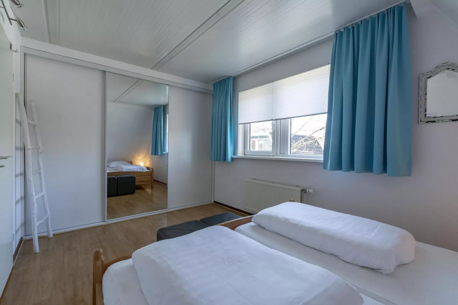 Campanula 52-Bedroom