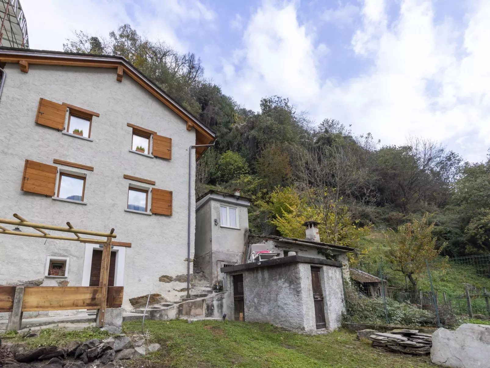 Borgonuovo Waterfall's House-Outside