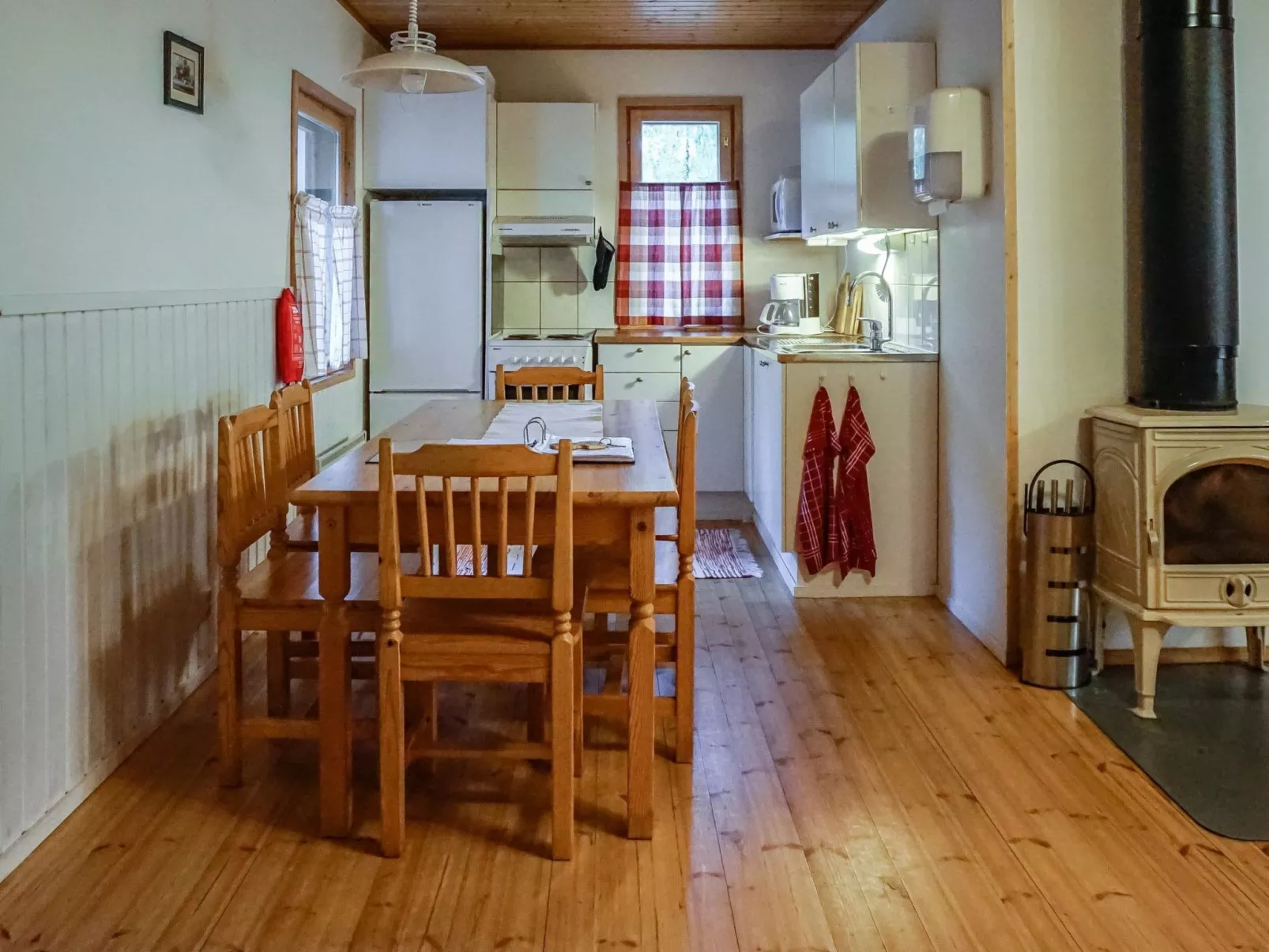 Merimetso 6-Inside