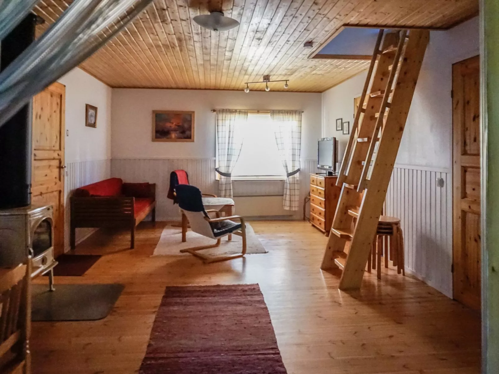 Merimetso 6-Inside