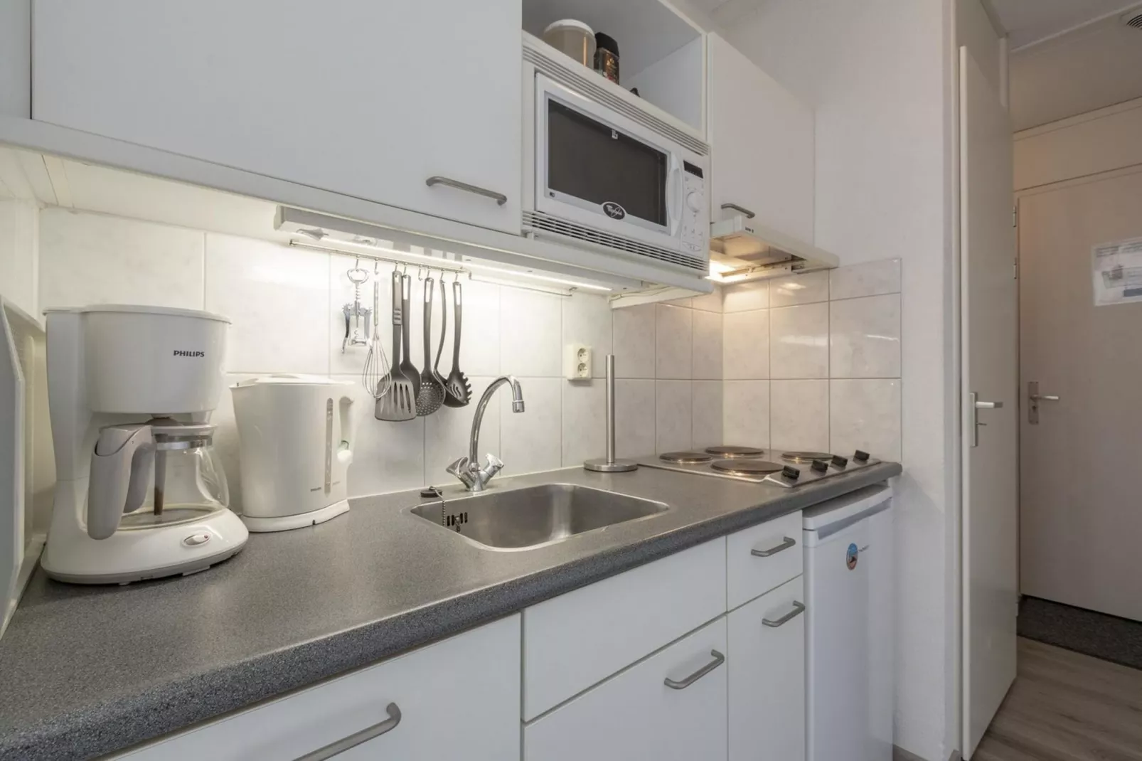 Strandslag 223-Kitchen