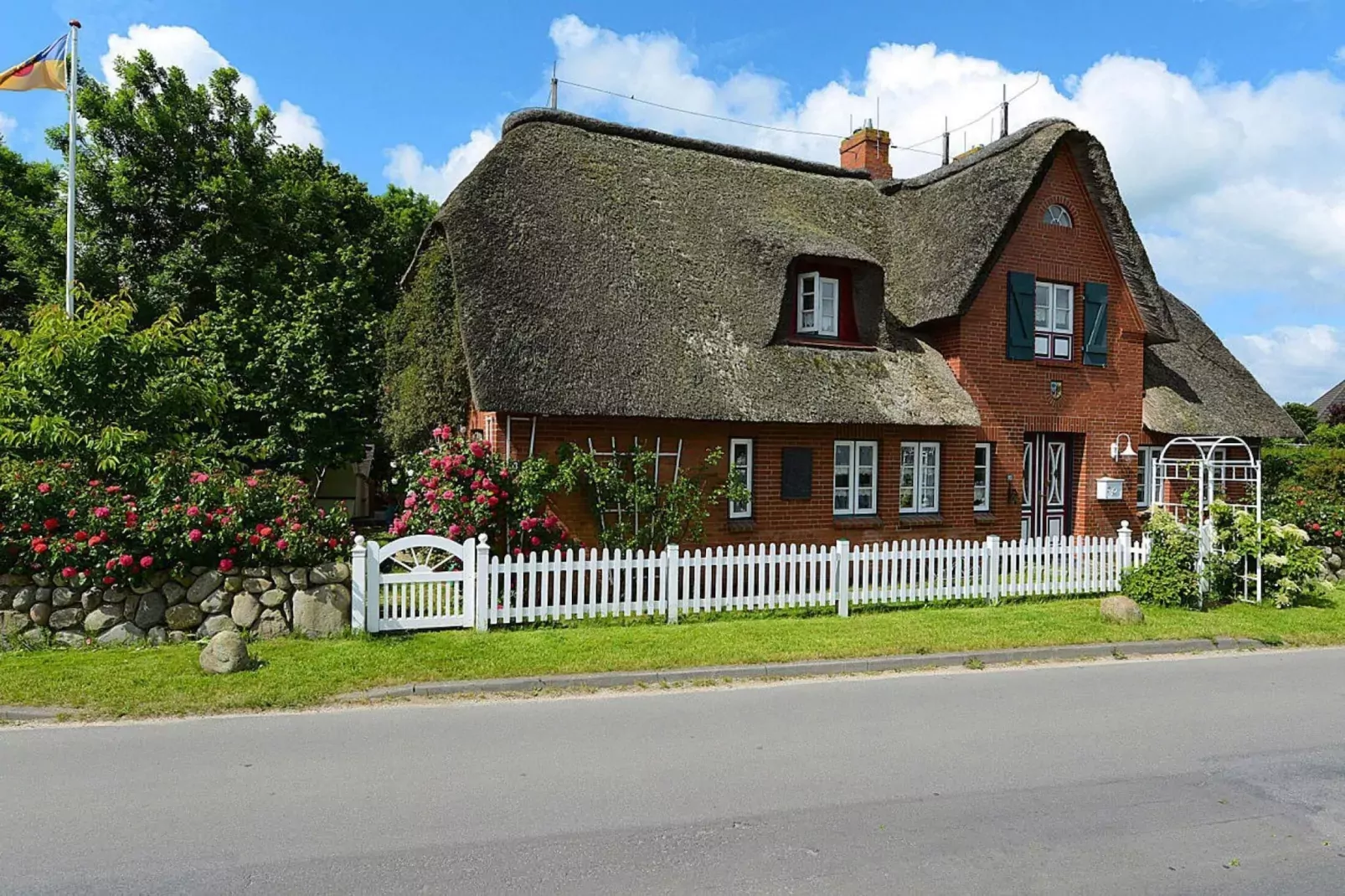 Ferienwohnung in Oevenum auf Föhr - Wohnung 2-Außenbereich Sommer