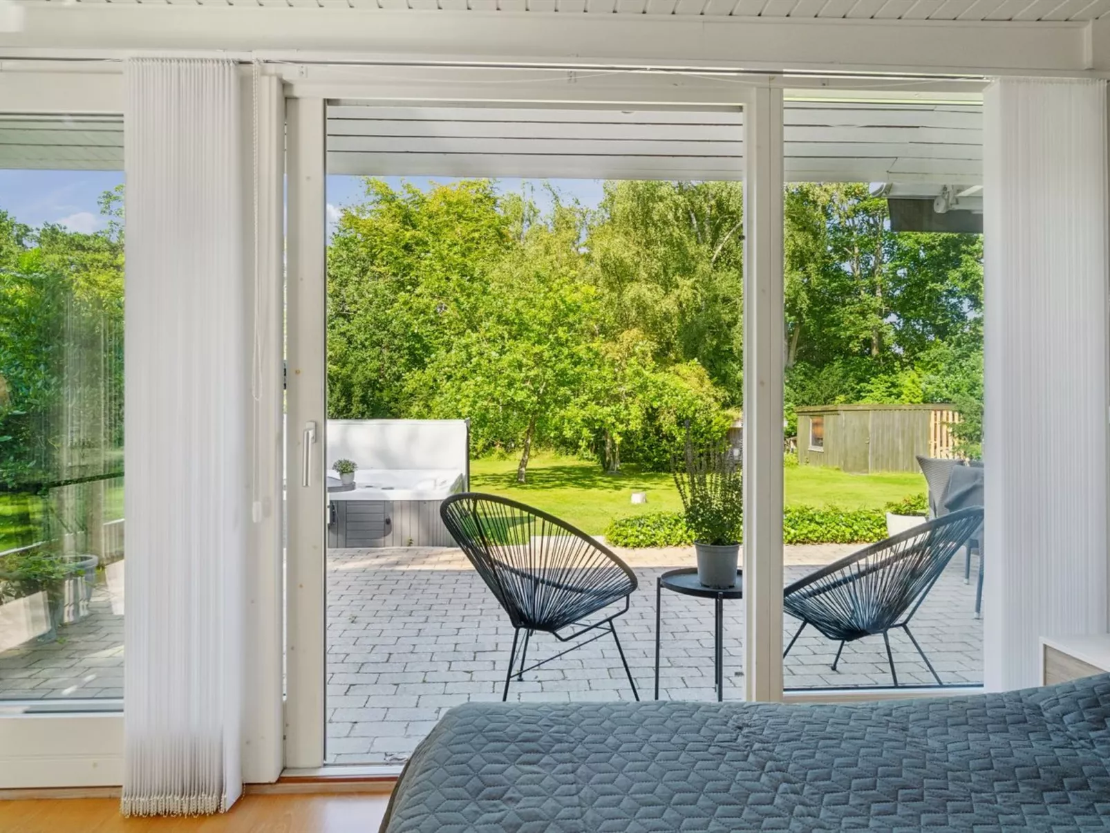 "Hjalmine" - 1.4km from the sea-Drinnen