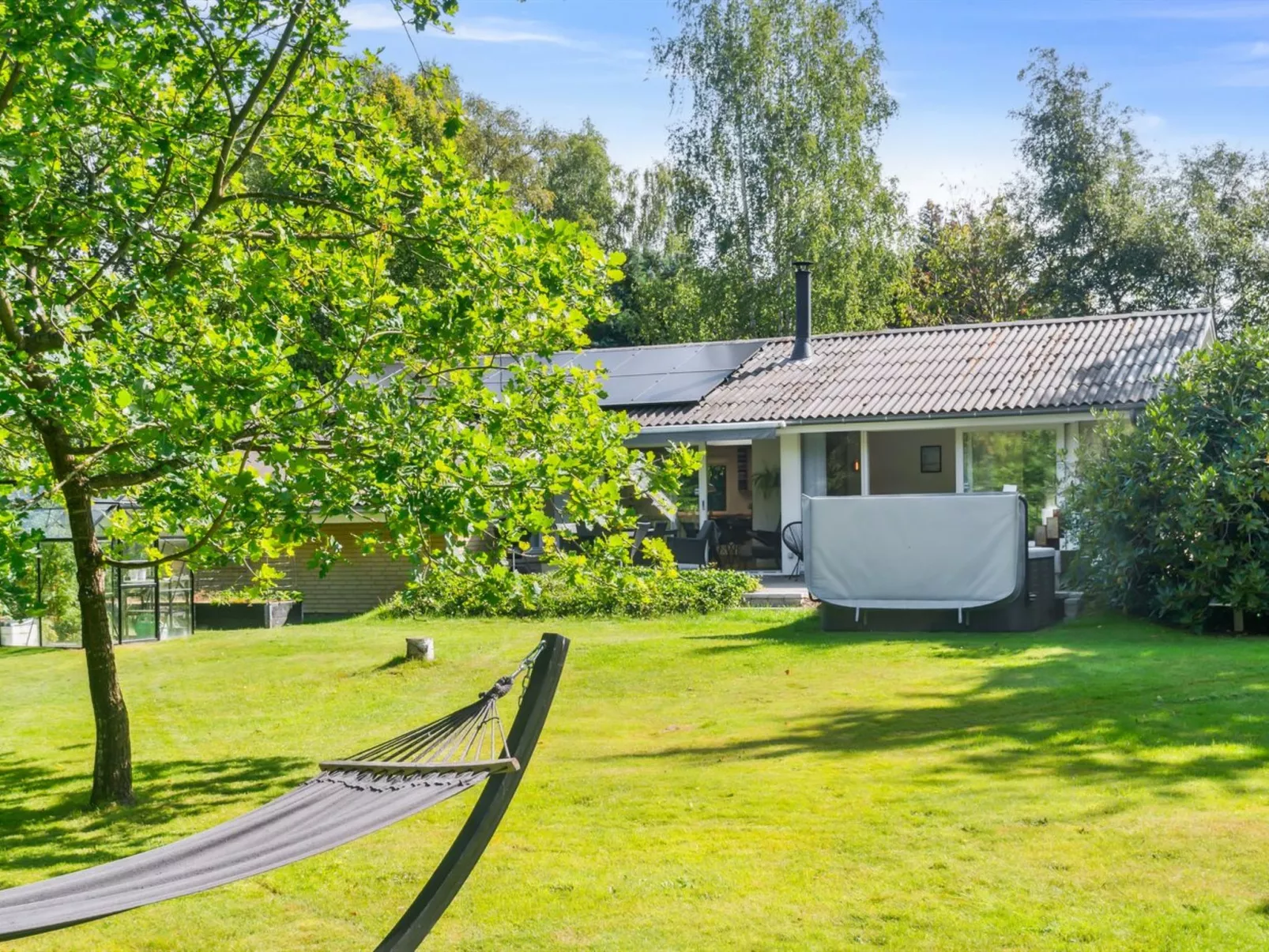 "Hjalmine" - 1.4km from the sea-Draußen