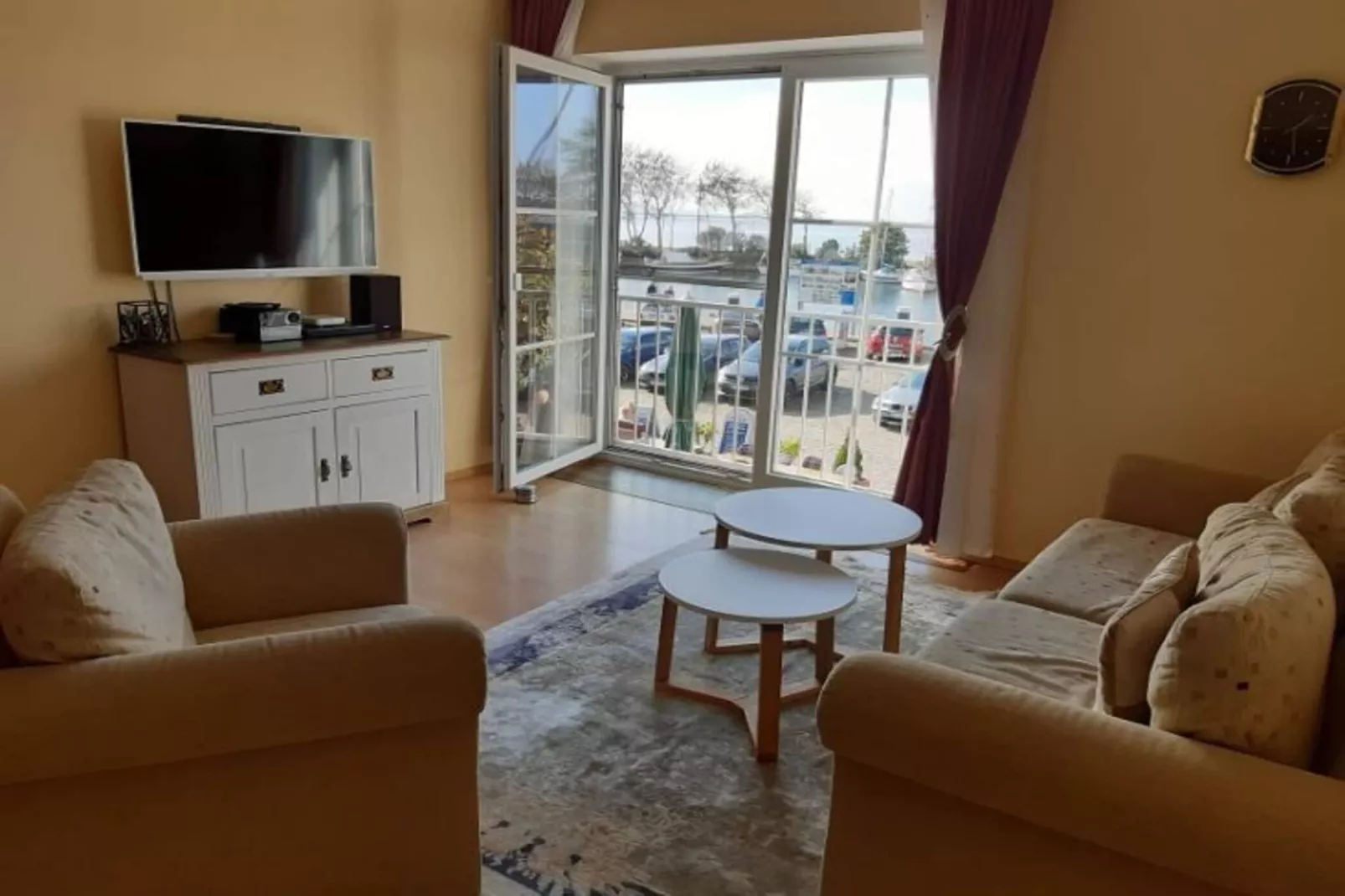 2-Raum-App 45 qm C19 1 OG-Living room