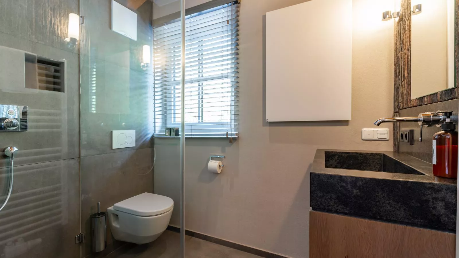 Chalet Schneelöwe XL-Bathroom