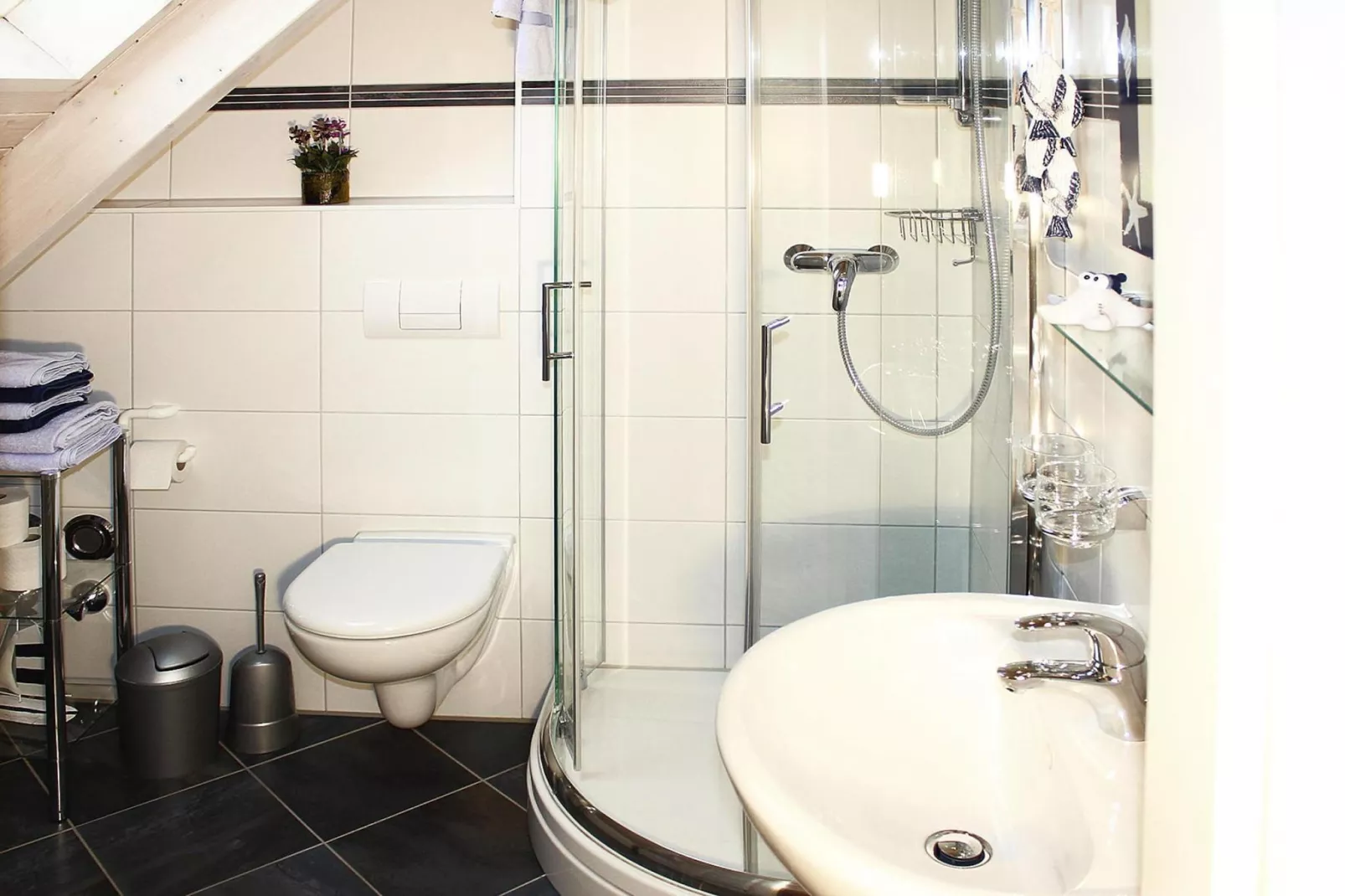 Museumshof / Typ 3 / EG oder 1 OG oder 2 OG / 48 qm / 3 Pers-Salle de bain