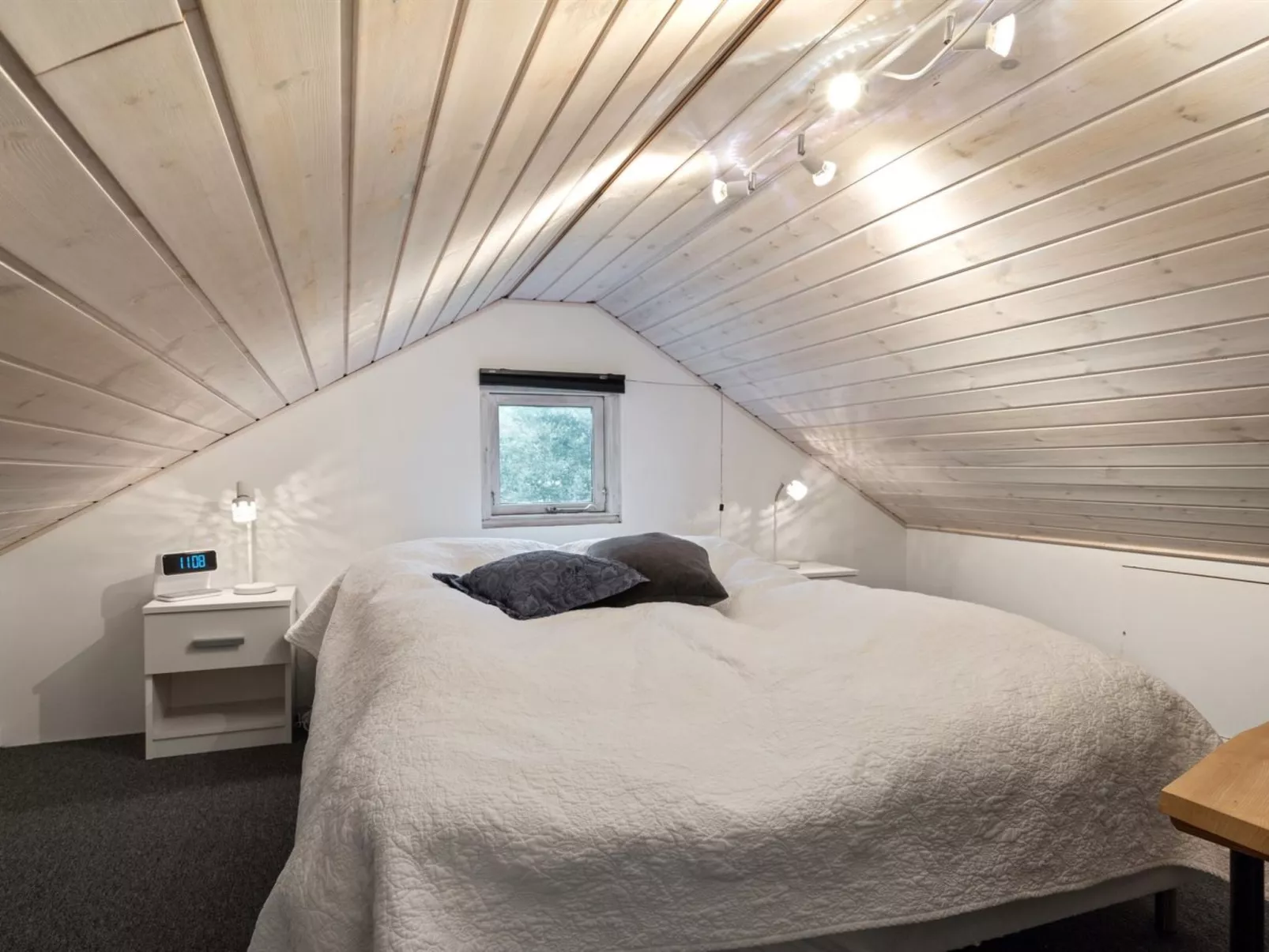 "Barni" - 7km from the sea-Drinnen