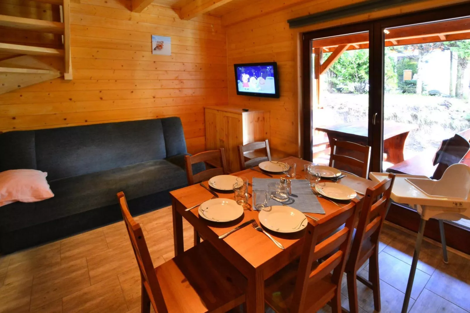 Domki letniskowe dla max 6 osób Sianożęty-Dining room