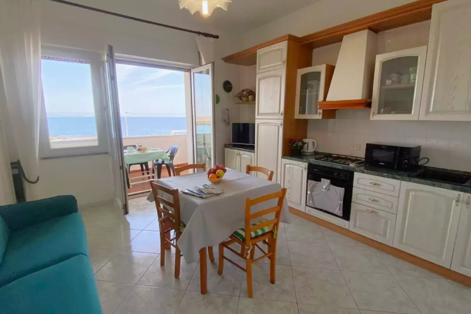 IL DELFINO-Kitchen