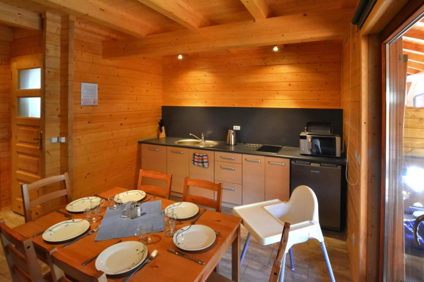 Domki letniskowe dla max 6 osób Sianożęty-Kitchen