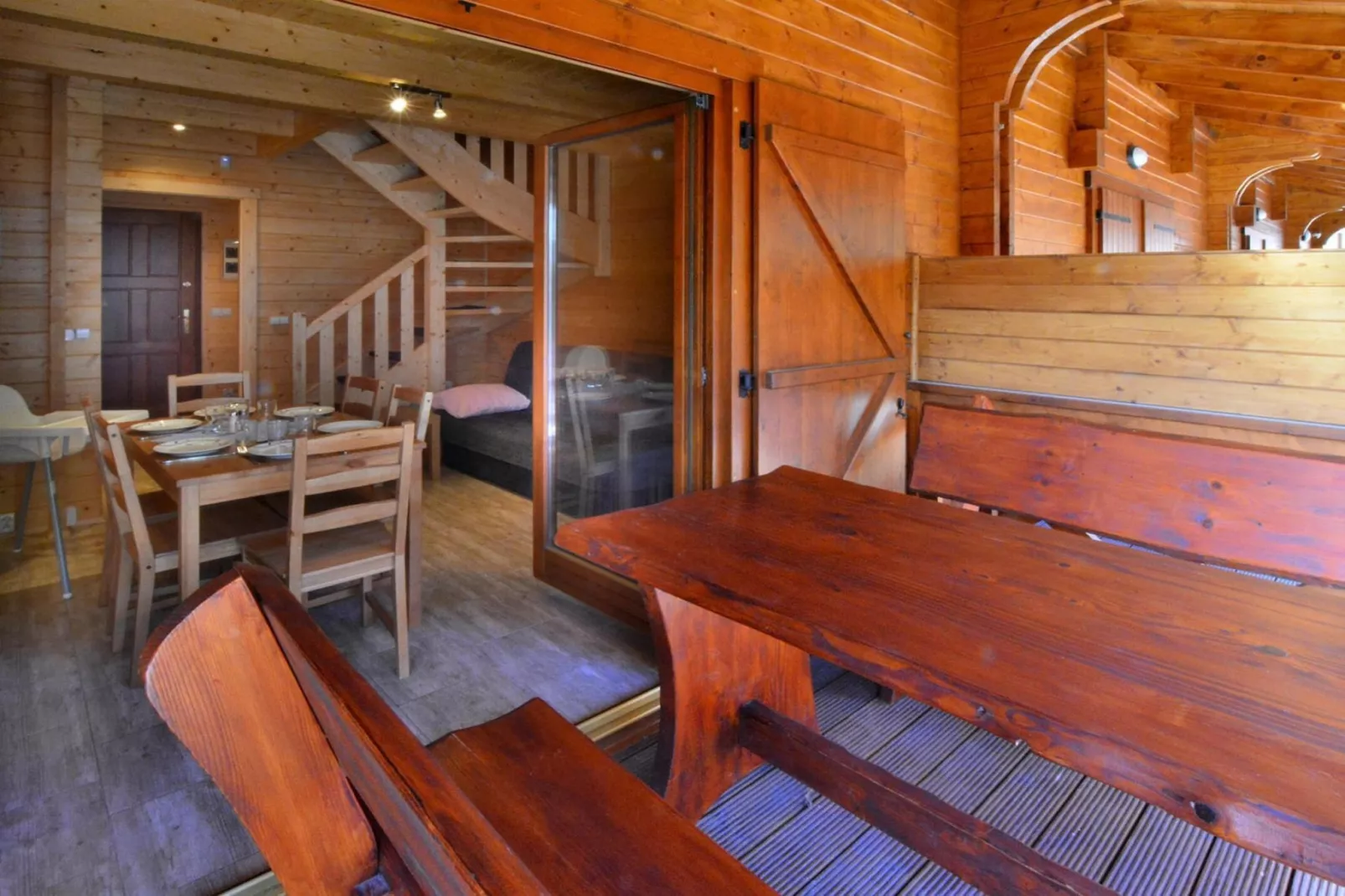 Domki letniskowe dla max 6 osób Sianożęty-Terrace balcony