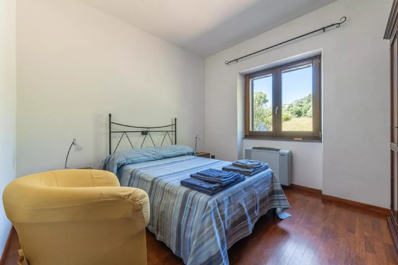 CASA PETRA DE BUSCA-Bedroom