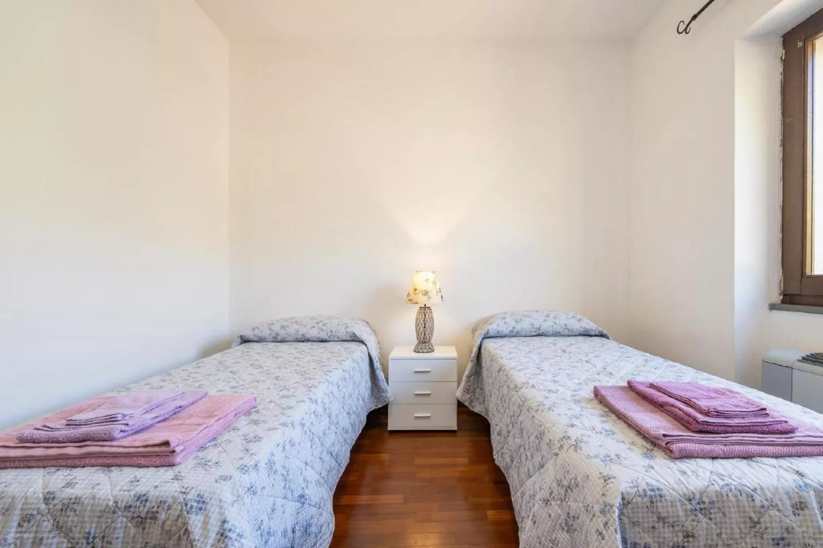 CASA PETRA DE BUSCA-Bedroom
