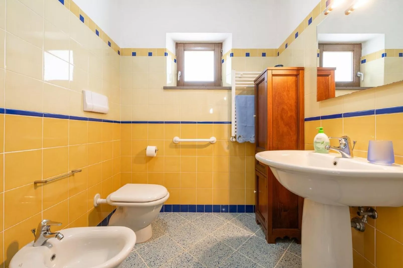 CASA PETRA DE BUSCA-Bathroom
