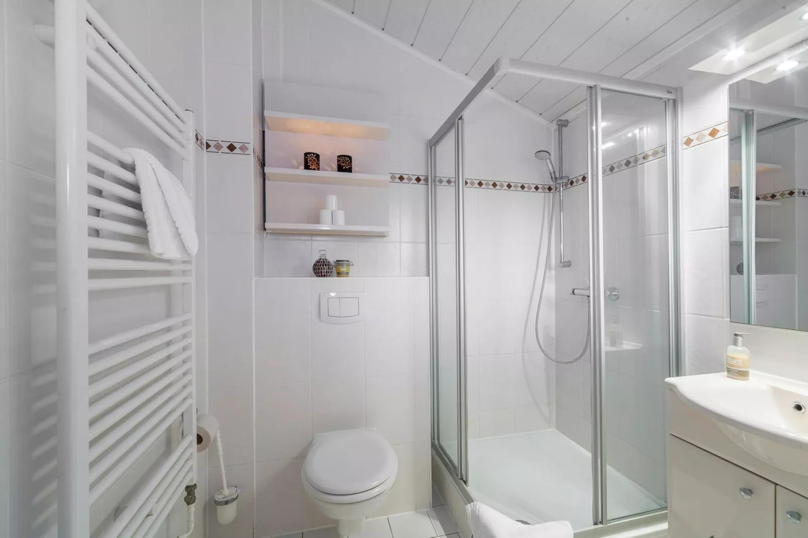 Weissenhäuser Strand / DHH 44 qm 5 Pers-Bathroom
