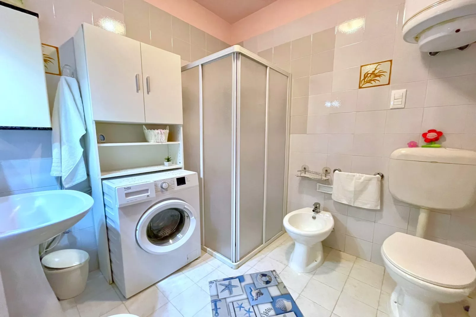 Adriatico 21A-Bathroom
