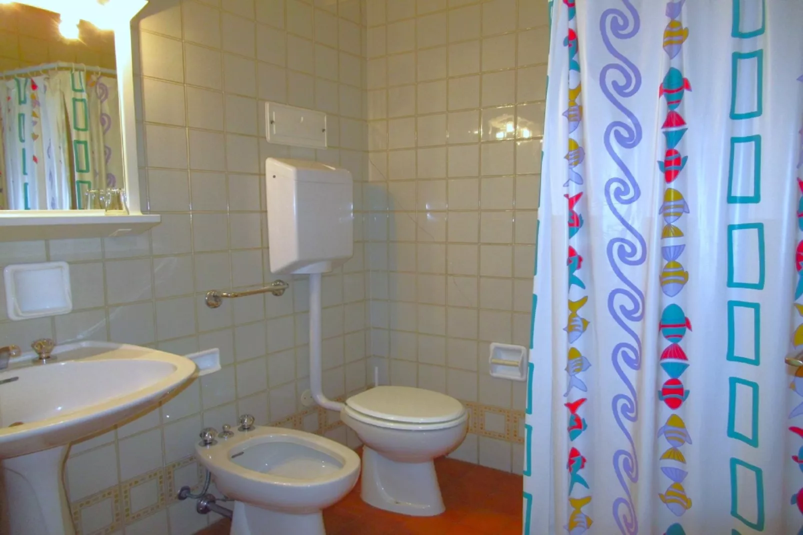 Jolly 12-Bathroom