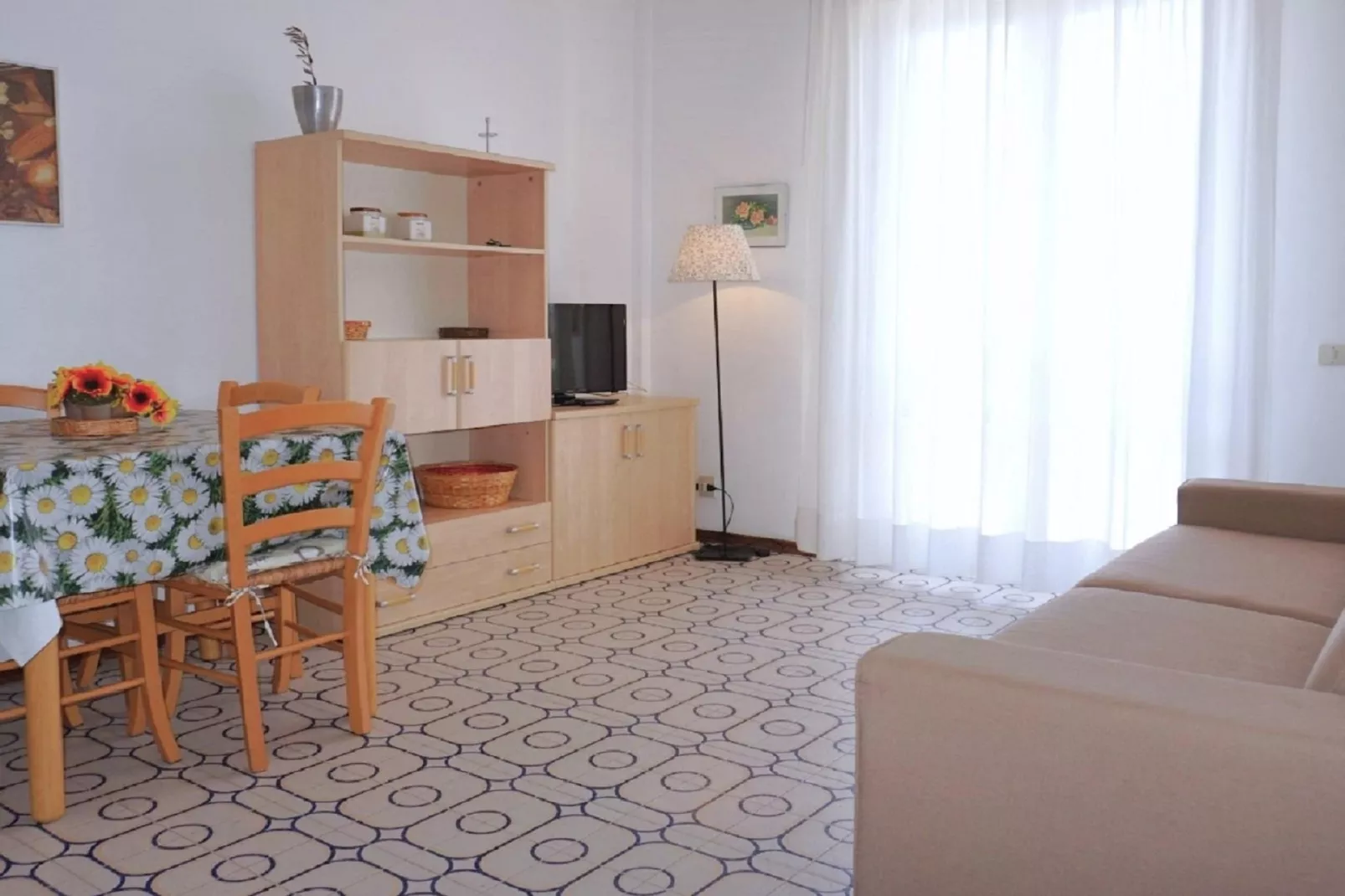Portesin 36A-Living room