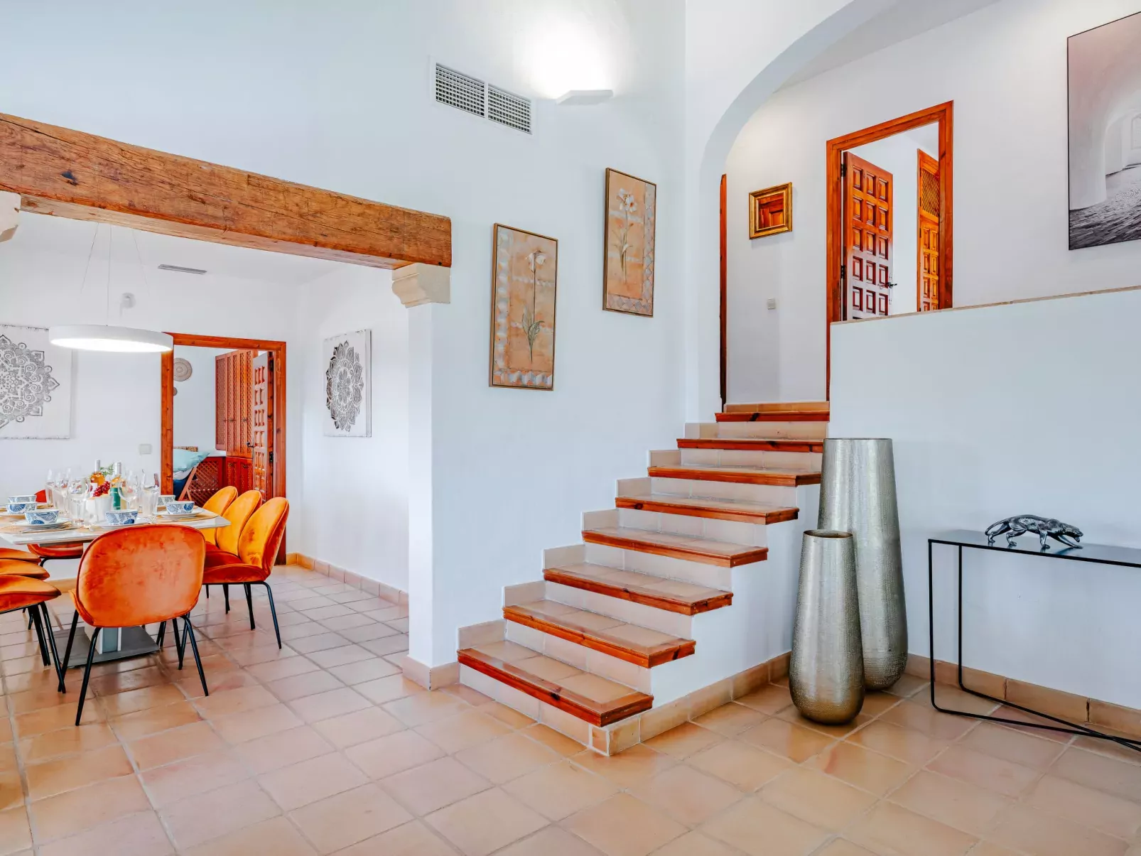 Villa Pomelo Plus-Inside