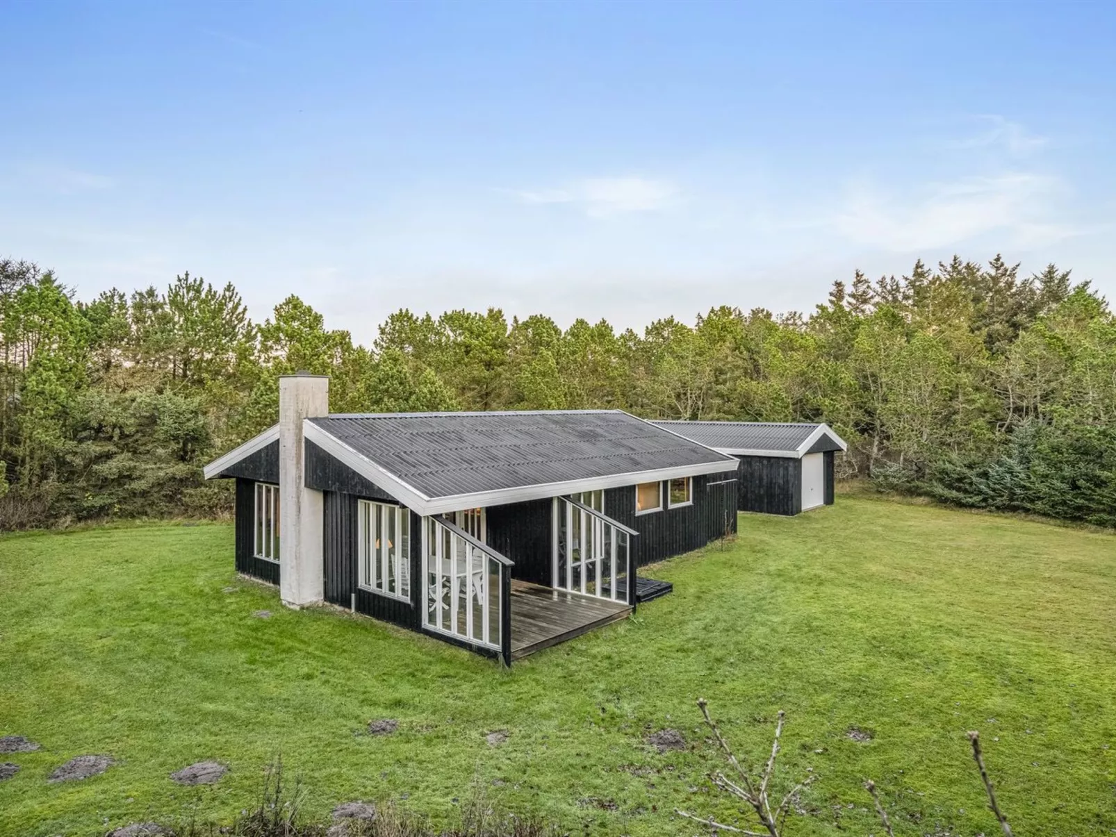 "Star" - 600m from the sea-Outside