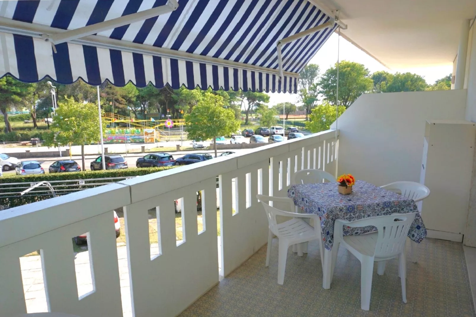 Portesin 6A-Terrace balcony