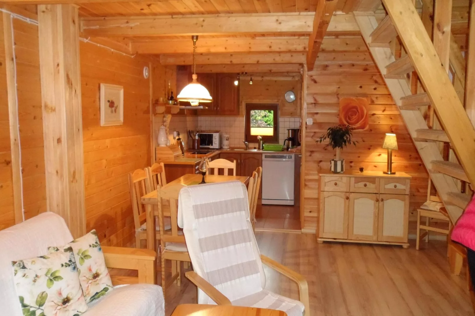 Domki letniskowe dla 4 osób Sarbinowo-Living room