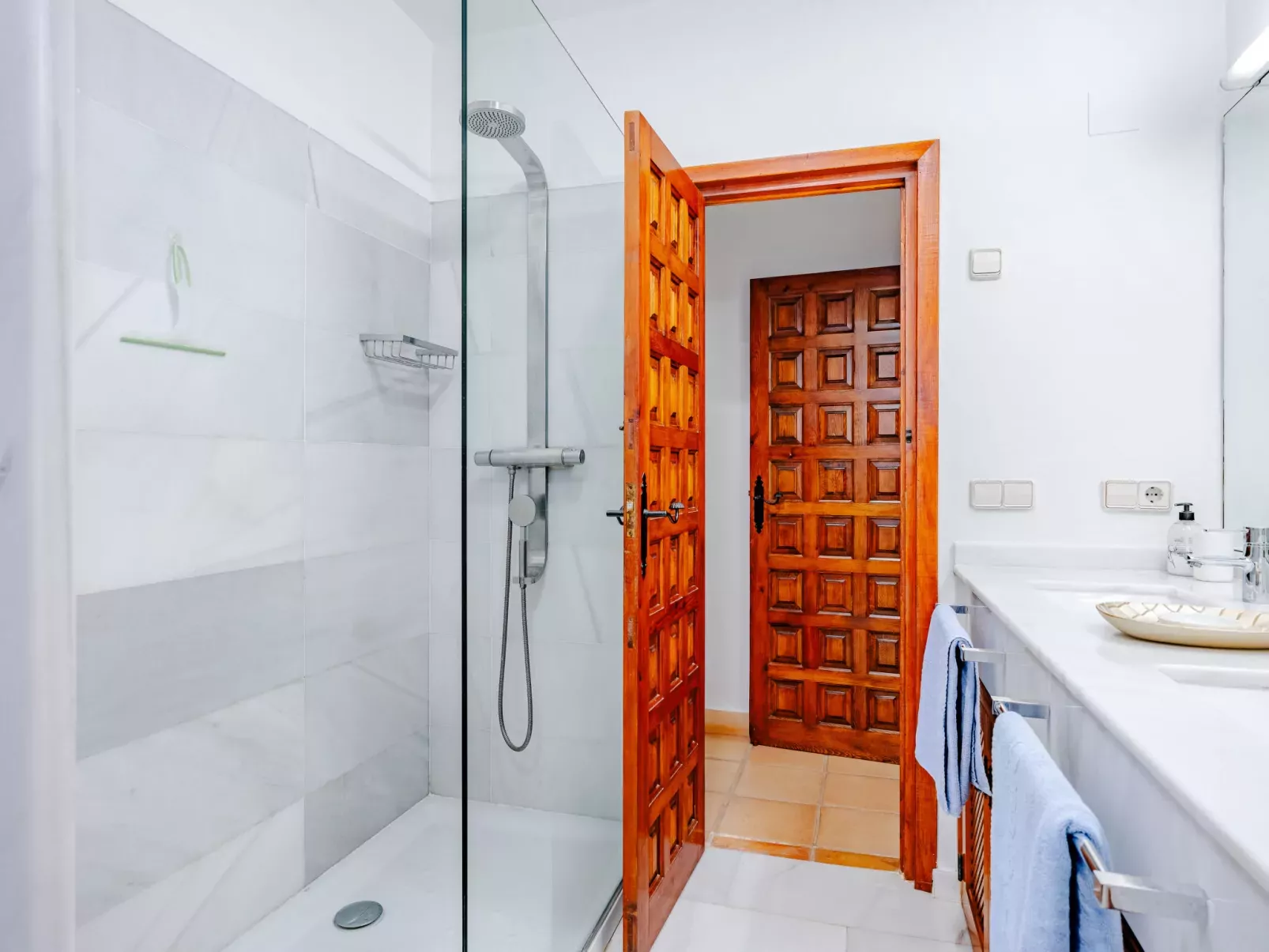 Villa Pomelo Plus-Inside