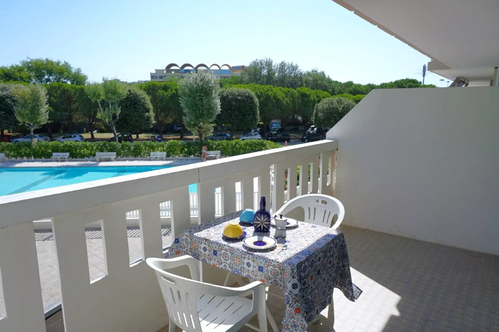 Portesin 11A-Terrace balcony