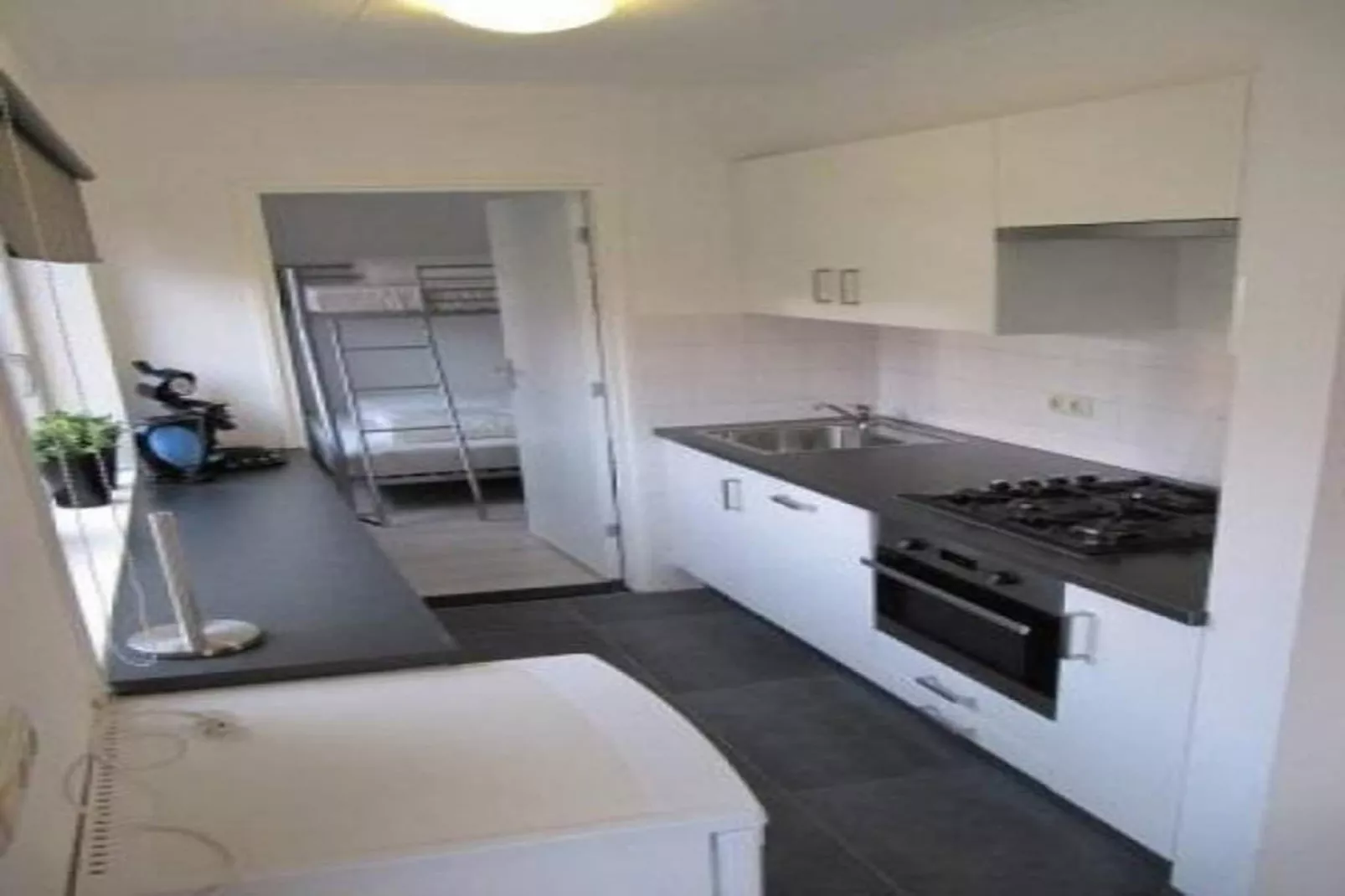 Plein 1945-15 4p-Kitchen