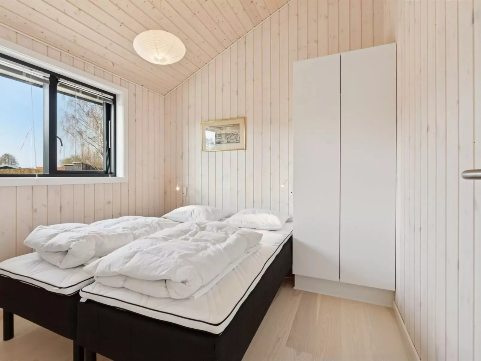 "Viveke" - 10m from the sea-Inside