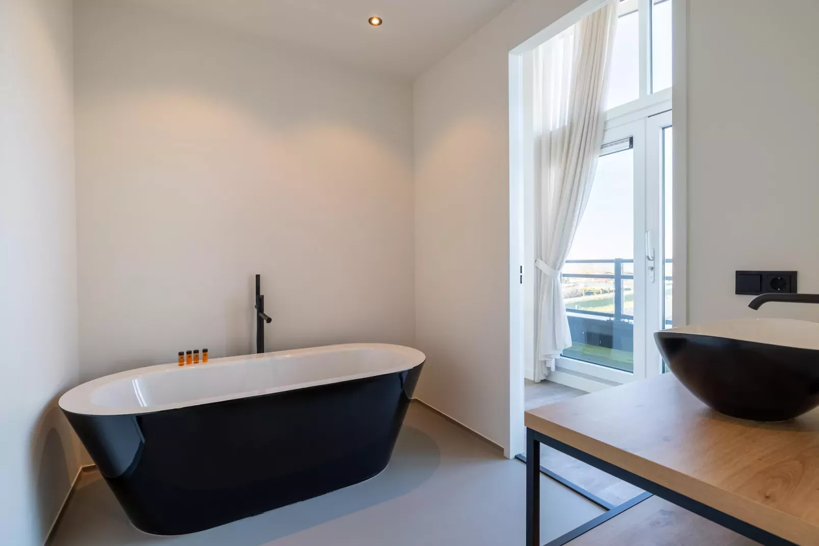 Appartement Vista Maris - Havenweg 8-48  Sint-Annaland-Badezimmer