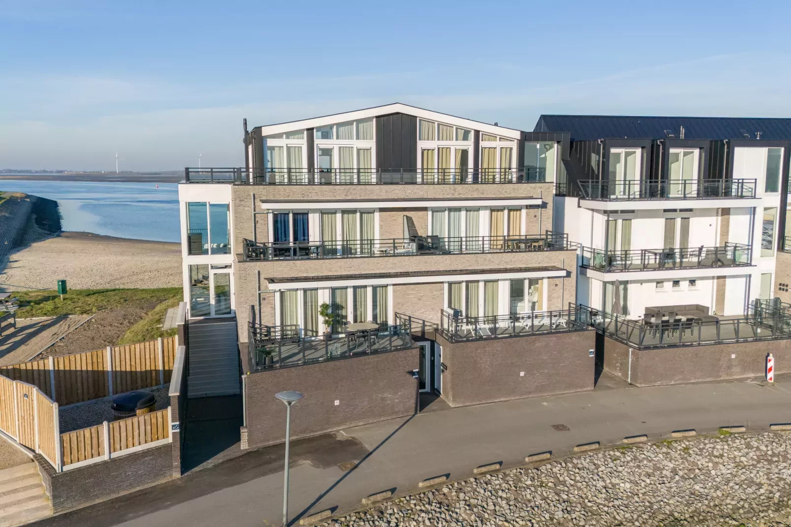 Appartement Vista Maris - Havenweg 8-48  Sint-Annaland-Außenbereich Sommer