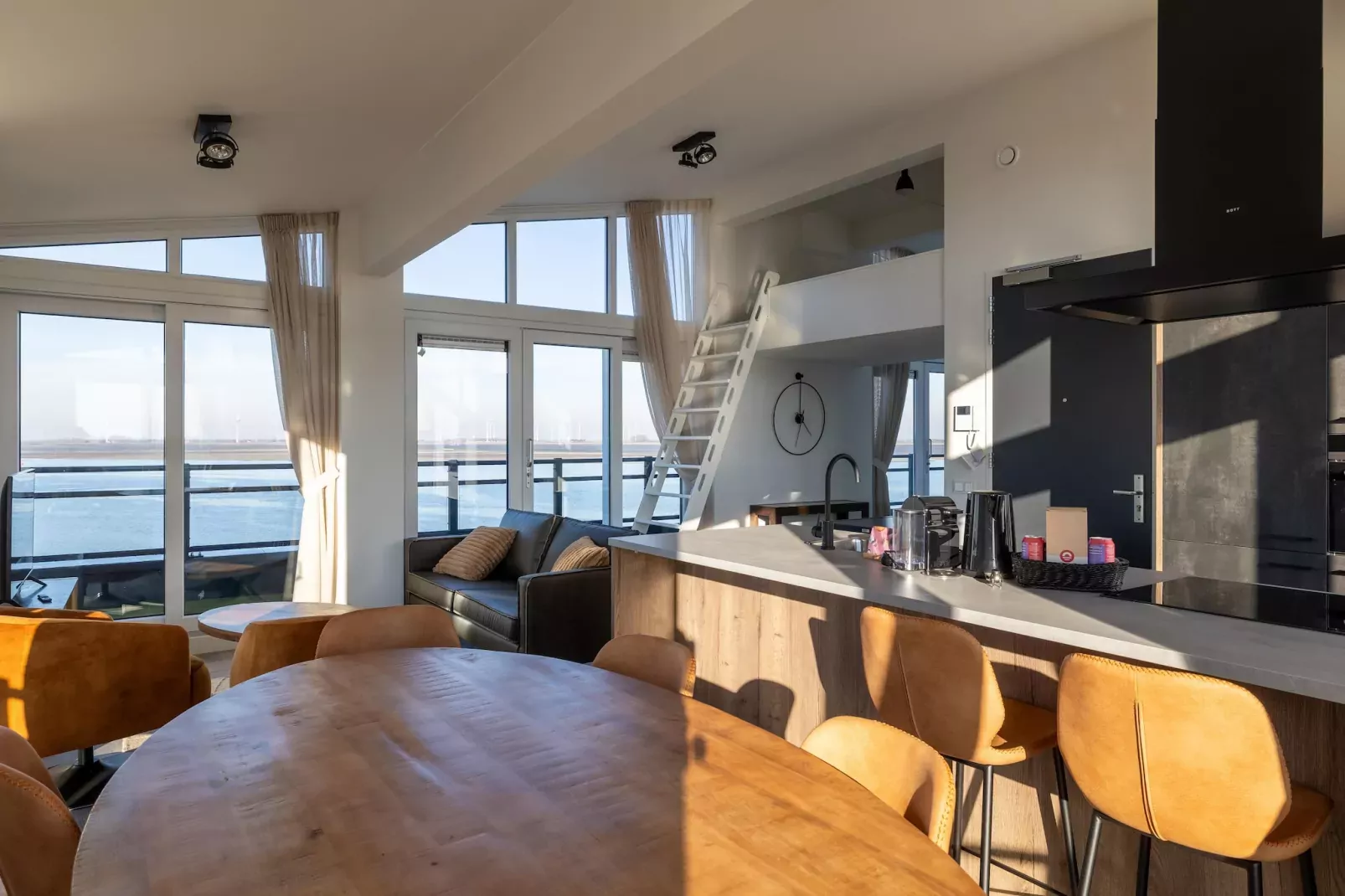Appartement Vista Maris - Havenweg 8-48  Sint-Annaland-Esszimmer