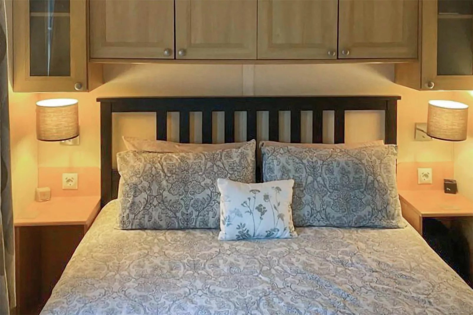VT 66-Bedroom