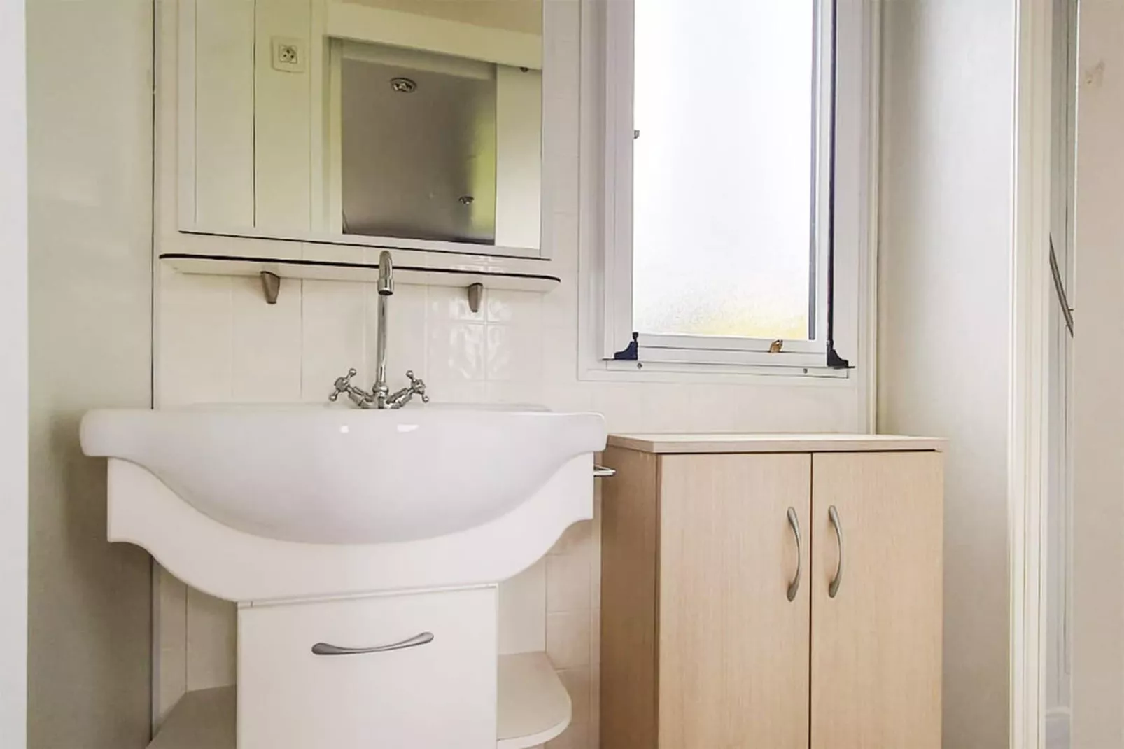 VT 151-Bathroom