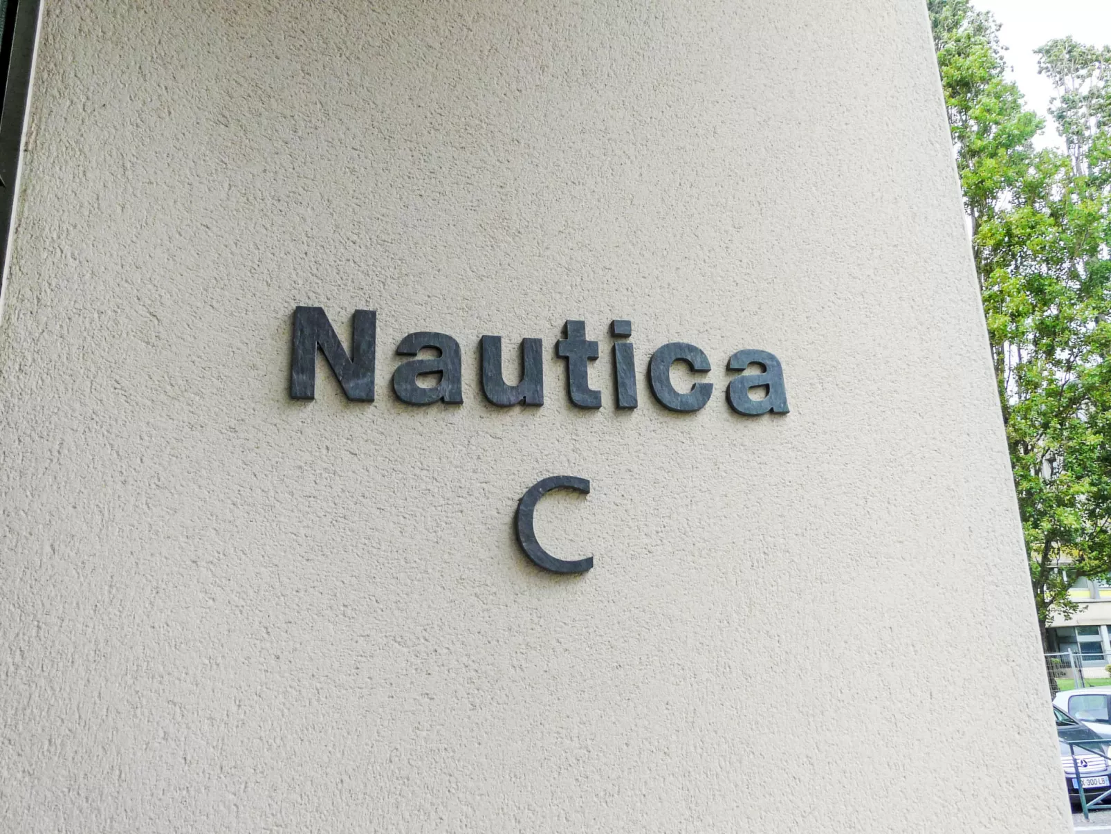 Nautica-Inside