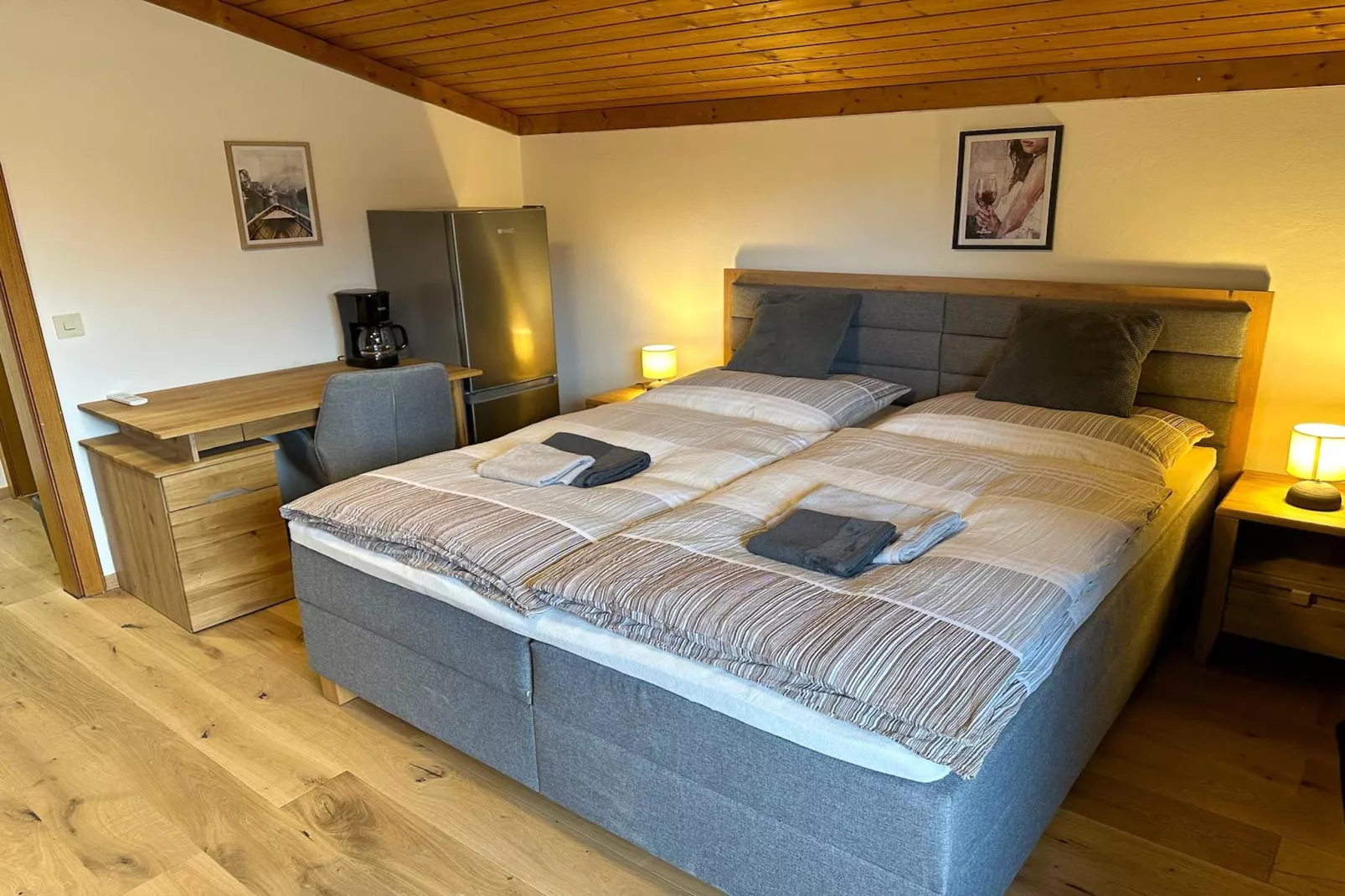 Doppelzimmer 6 - TAMARA in Saalfelden-Pinzgau-Bedroom