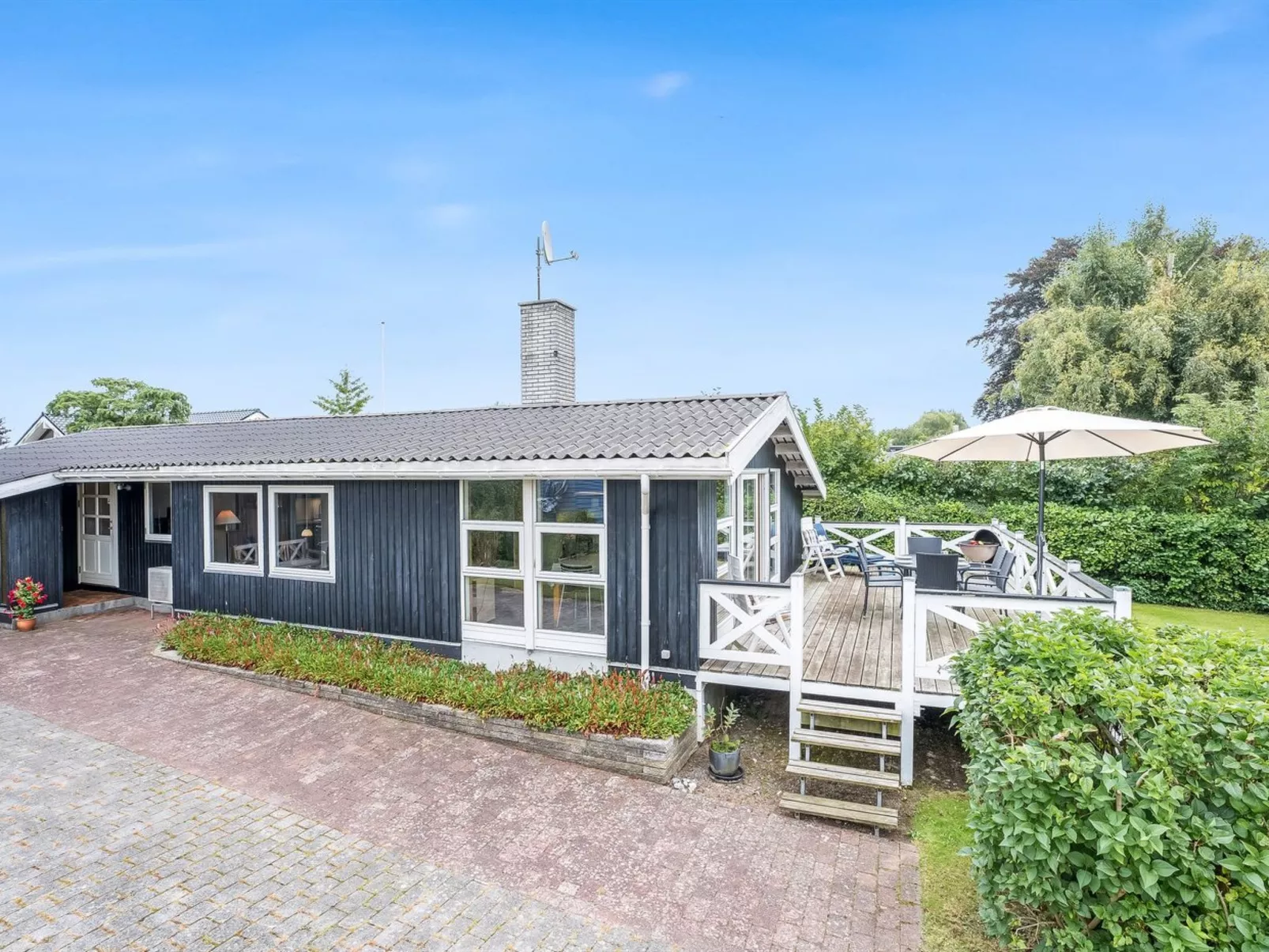 "Hansiane" - 80m from the sea-Outside