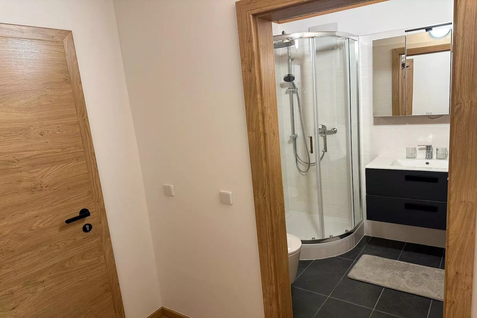 Doppelzimmer 6 - TAMARA in Saalfelden-Pinzgau-Bathroom