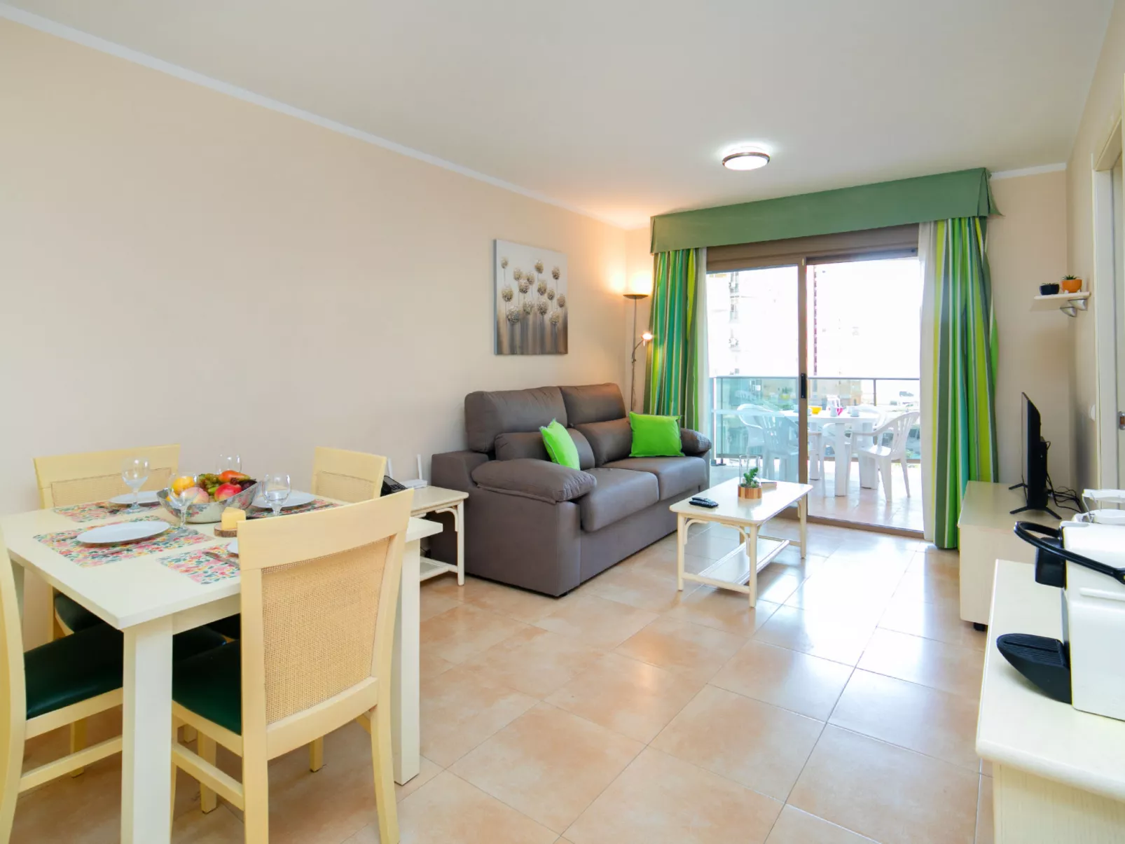 Esmeralda Suites-Inside