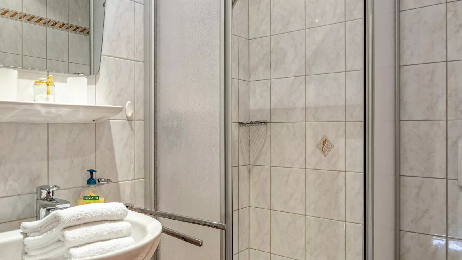 Bergzeit Fieberbrunn 2-Bathroom