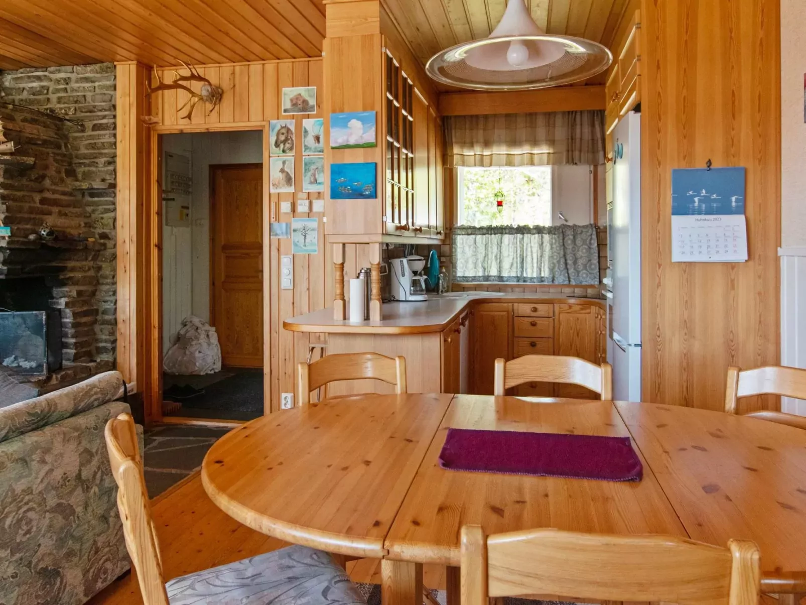Urakka a 1-Inside