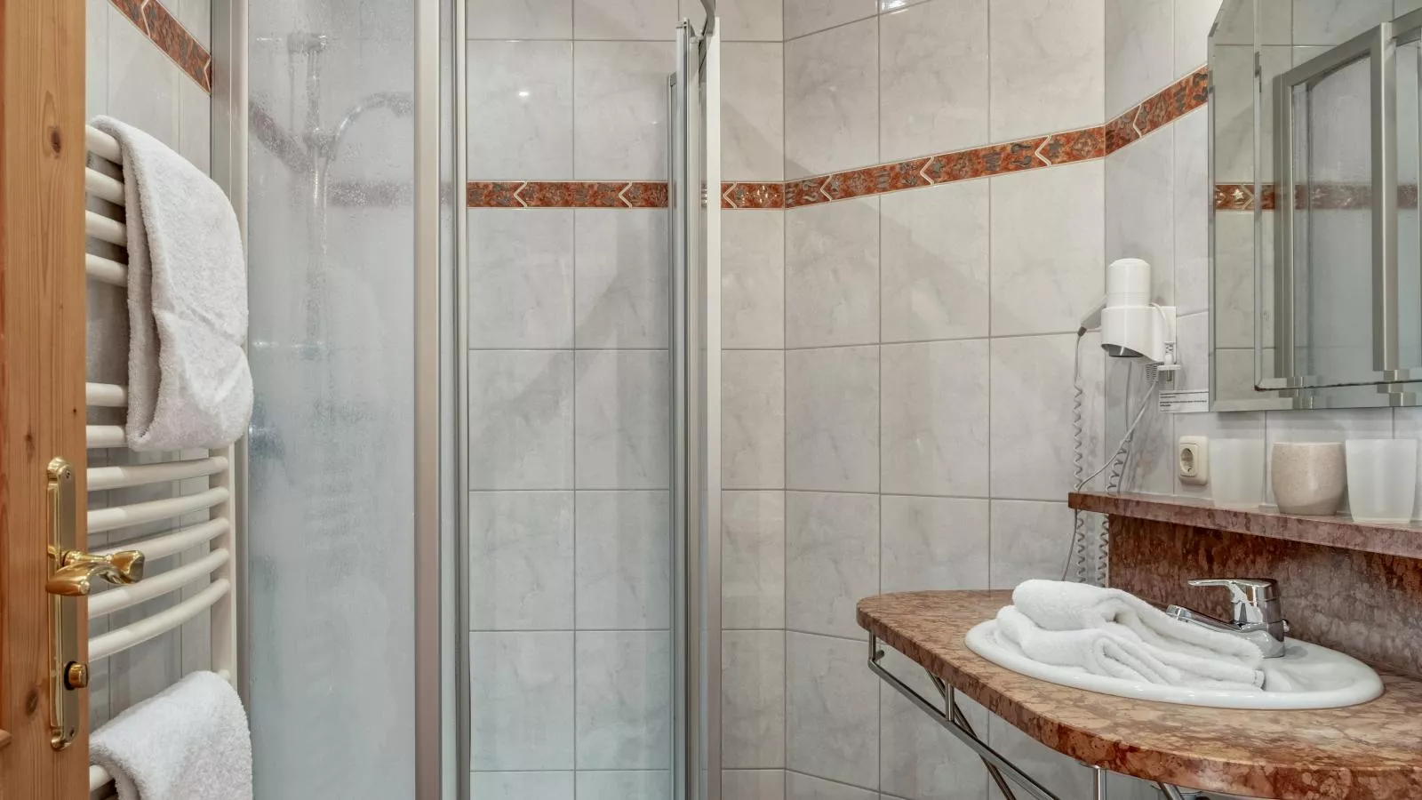 Bergzeit Fieberbrunn-Bathroom