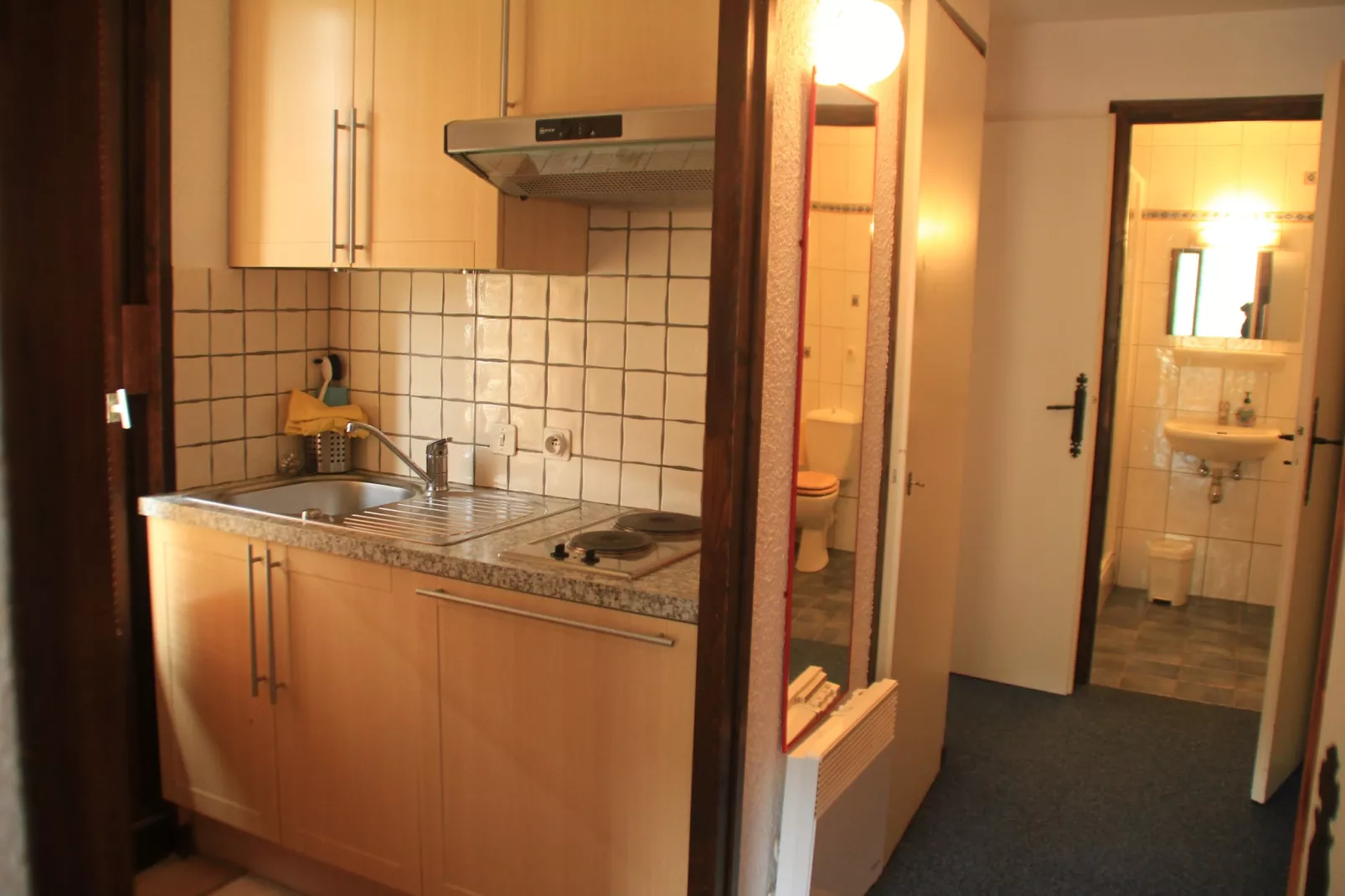 VERONICA VR49 NATURE & MOUNTAIN 6 Pers.-Kitchen